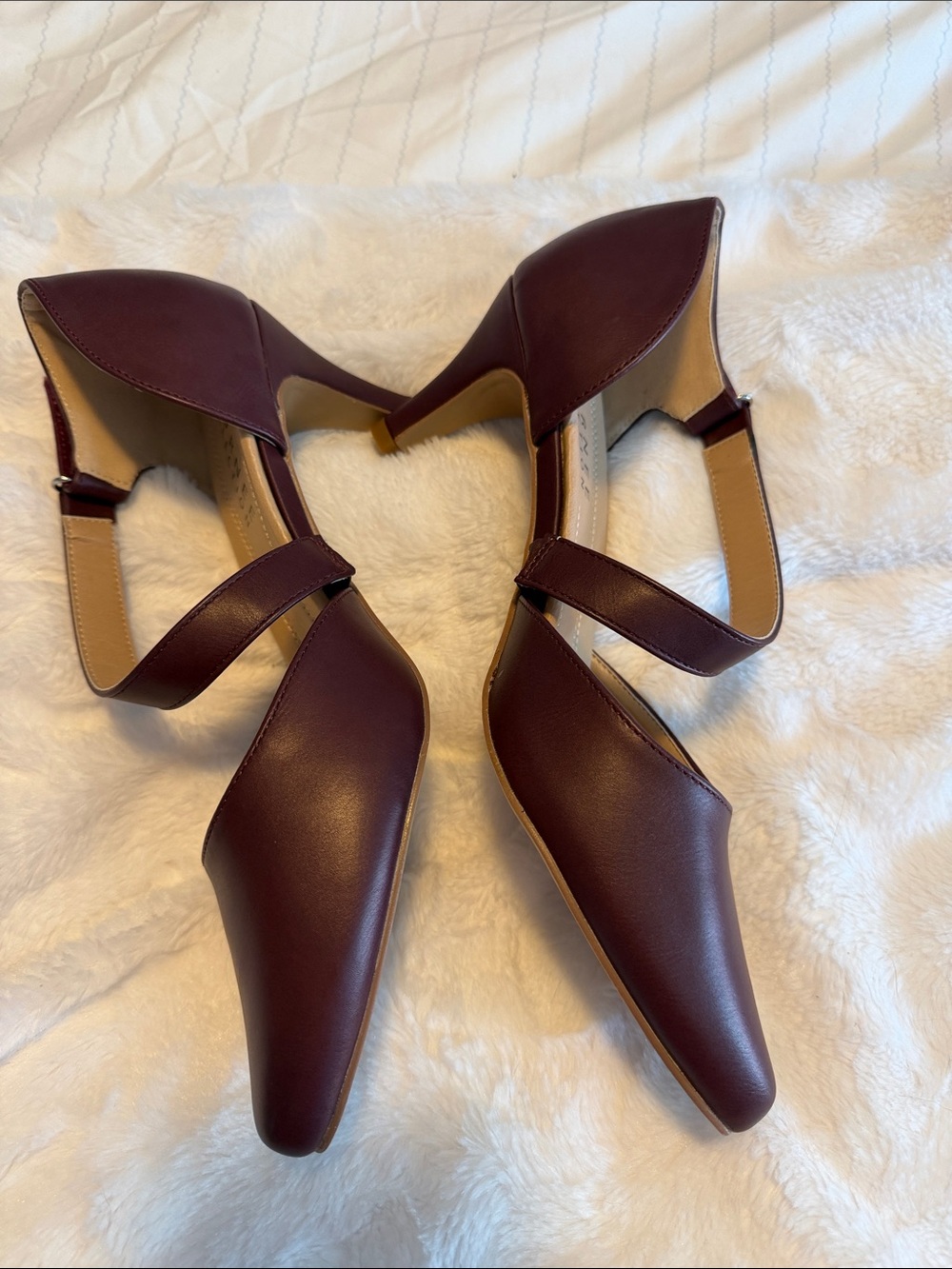 Journee Collection burgundy Pointed Toe Ankle Strap Pumps 10 wide - Picture 2 of 9
